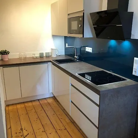 Apartment Back To School *