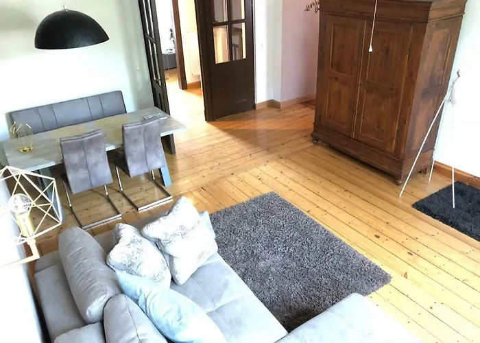 Back To School 公寓