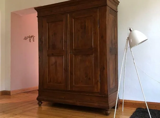 Back To School 公寓 *