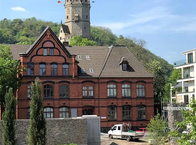 公寓 Back To School