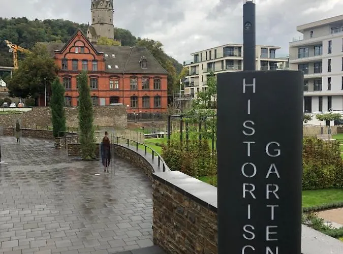 Back To School 公寓